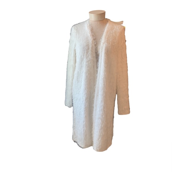 Candies Fuzzy Cream Knit Cardigan Long Sleeves Sz M - Picture 4 of 7